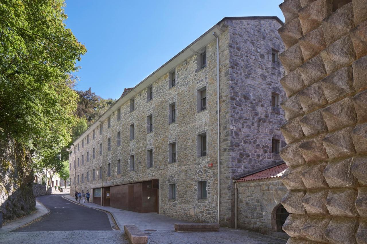 Iraipe Santuario De Arantzazu Hotel Onate Exterior photo